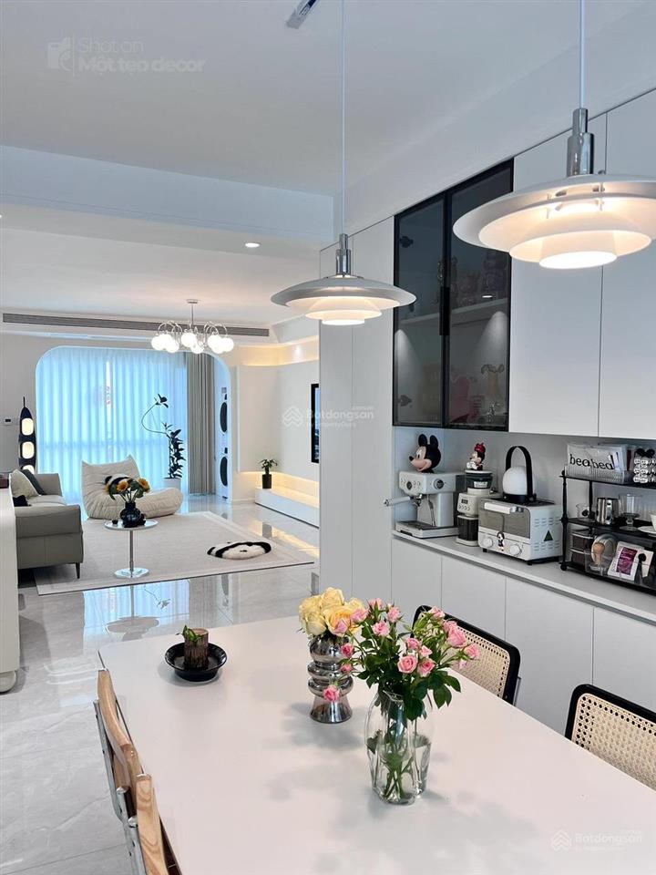 Bán lẹ 2pn  2wc tầm view quảng trường lớn đại bàng, vincom mega mall, pháo hoa the beverly solari