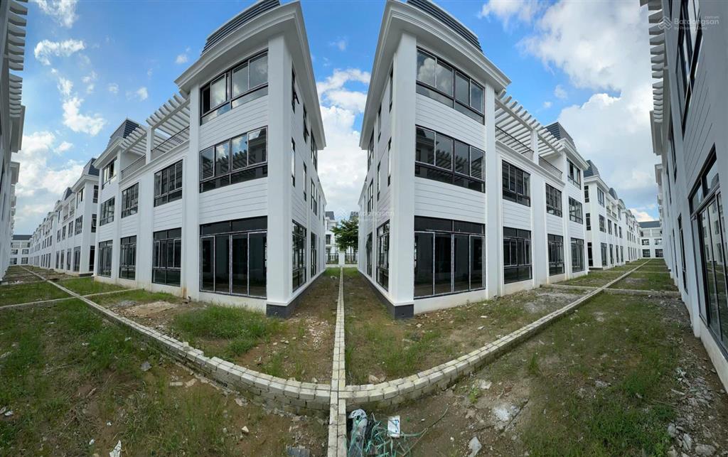 Chính chủ bán 269m2 biệt thự hud cạnh sun group 16.3 tỷ chuyển nhượng hđmb 70%. 0903 270 *** zalo