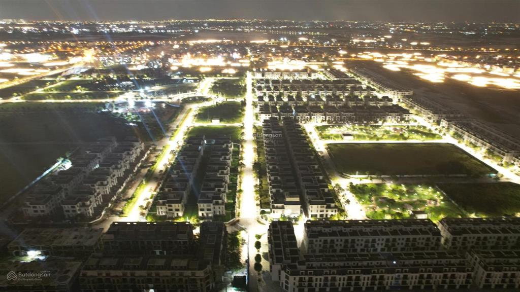 Quá rẻ lk hud mê linh giai đoạn 2 đóng tiến độ chuyển nhượng 70%hđmb 10.18 tỷ.  0903 270 *** zalo