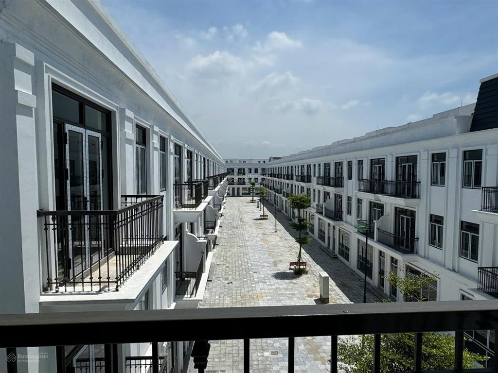 Quá rẻ lk hud mê linh giai đoạn 2 đóng tiến độ chuyển nhượng 70%hđmb 10.18 tỷ.  0903 270 *** zalo