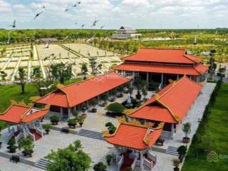 Kẹt vốn bán gấp dãy mộ đôi m1 sát chùa vị trí trung tâm đẹp nhất giá rẻ nhất dự án.  0938 702 ***