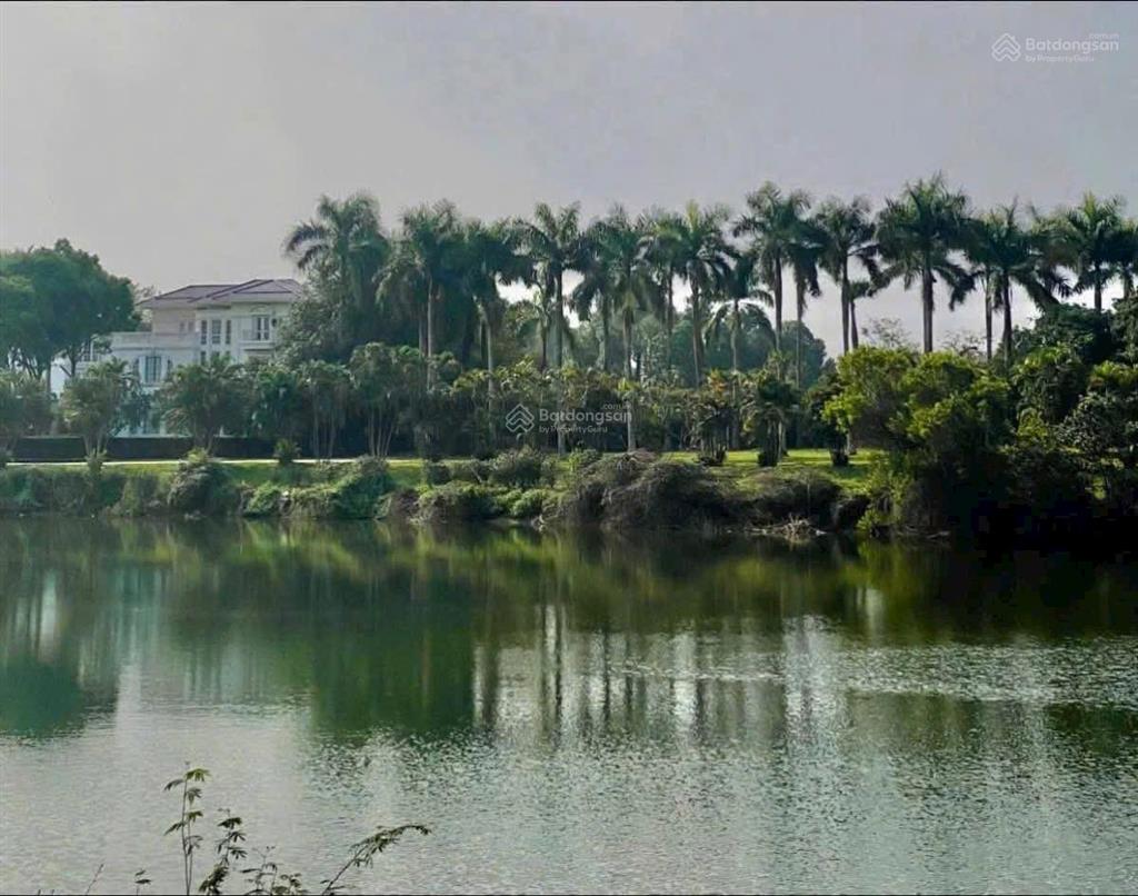 Hàng hiếm đất mặt hồ hoà lạc giá chỉ từ 2 tỷ