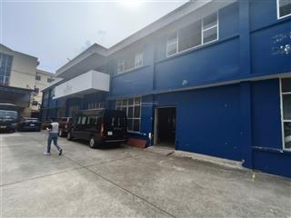 Cho thuê toà nhà mặt phố vạn phúc, hà đông, dt 1600m, xe công vào, xuất vat văn phòng, kho, xưởng