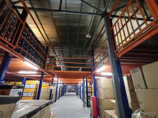 Kho xưởng đường phú diễn, bắc từ liêm, dt 100m  700m  2100m điện 3 fa, xe công, xuất vat, bảo vệ.