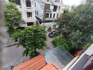 Cho thuê biệt thự c37 bắc hà, đường tố hữu, trung văn, ntl, dt 145m2, 3 tầng, mặt tiền 10m, đh, nl