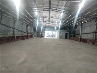 Cho thuê kho xưởng đường đại mỗ, nam từ liêm. dt 420m, cao 7m, mái tôn chống nóng. giá 45k/m/th.