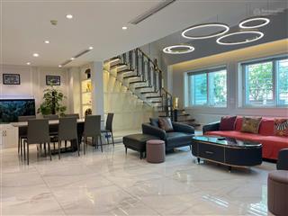 Chính chủ cho thuê căn duplex penthouse tòa e4 ciputra hà nội, full nội thất cao cấp giá tốt
