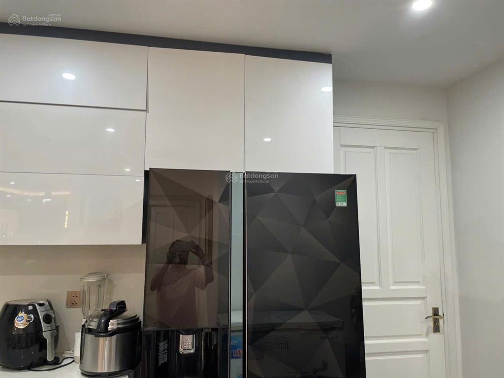 Bán căn hộ 3 ngủ 145m2 tòa p1 ciputra full nội thất hướng đông nam giá cực tốt