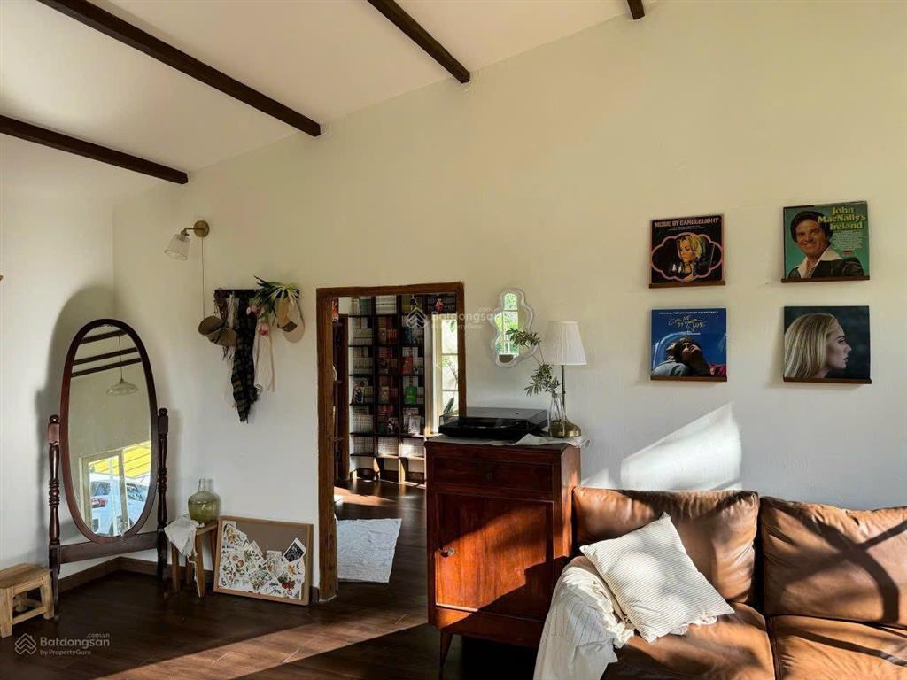 Dì đến thời hạn đáo hạn ngân hàng cắt lô sâu căn nhà vườn ở thị trấn cổ dran