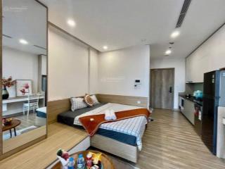 Cần bán căn studio solforest giá 1.85 tỷ bao phí full đồ