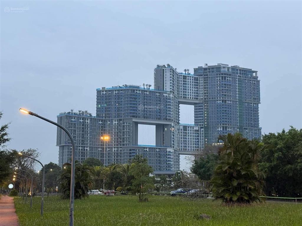 Cần bán căn 2 ngủ skyforest ban công to 75m sử dụng hướng đông nam giá 4.9 tỷ bao thuế phí