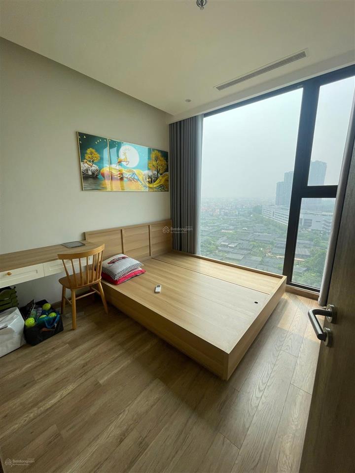 Cần bán căn 3 phòng ngủ toà landmark ecopark 92m view hồ giá 7.7 tỷ bao phí sẵn sổ đỏ