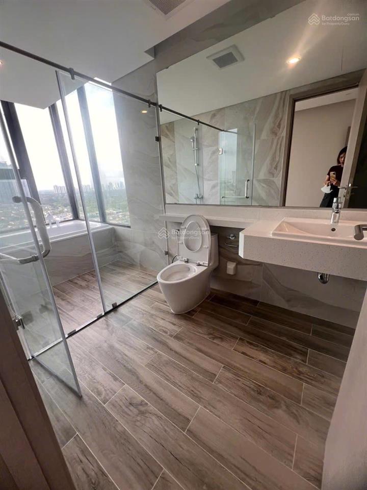 Cần bán căn 3 ngủ khu skyforest tầng 3x 93m thông thuỷ view btđ cự đẹp giá 6.6 tỷ bao phí