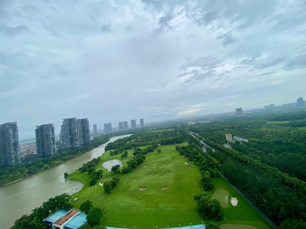 Cần bán căn 2 ngủ 2vs toà sky2 view sân golf giá 4.89 tỷ bao phí  0961 694 ***