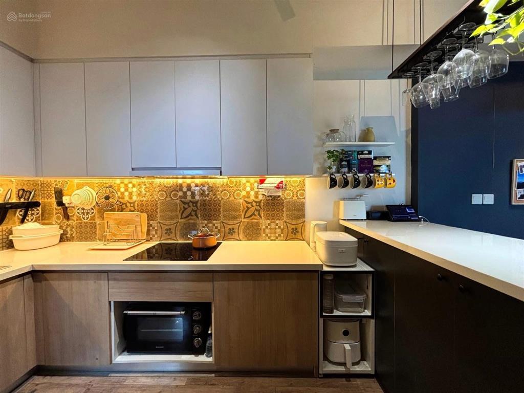 Cần bán căn 2 ngủ 2vs toà sky2 view sân golf giá 4.89 tỷ bao phí  0961 694 ***