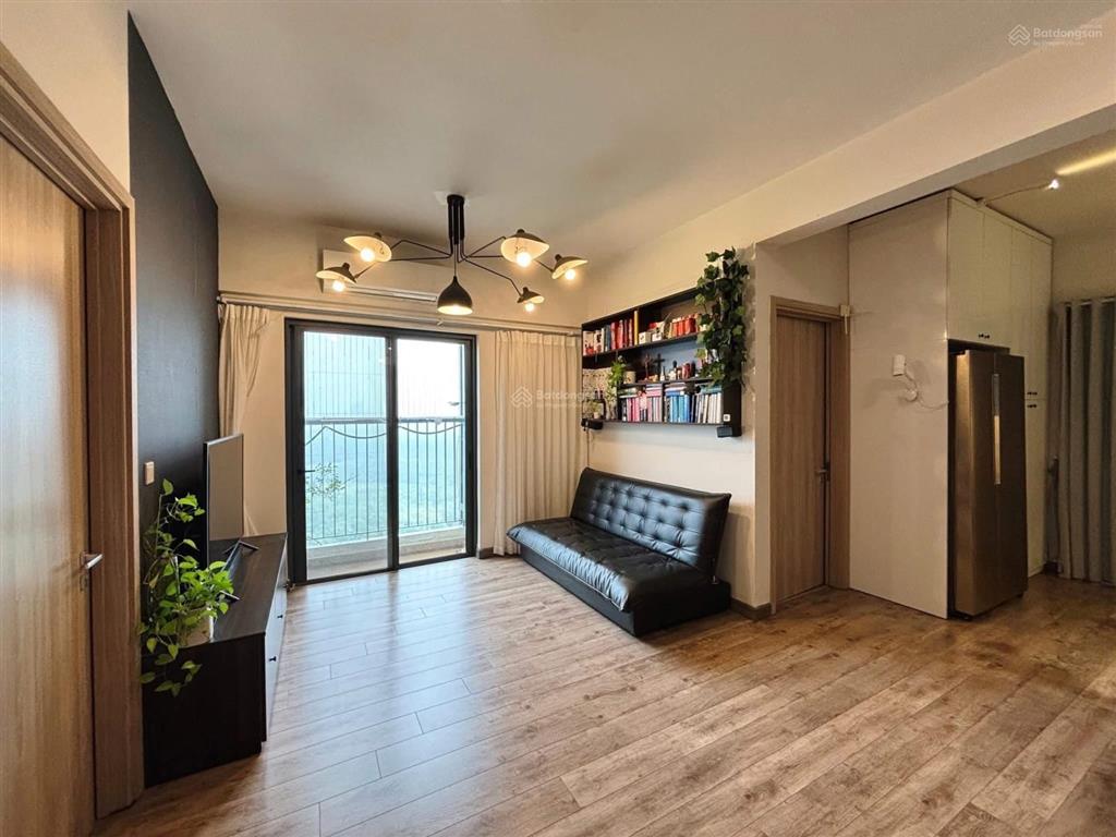 Cần bán căn 2 ngủ 2vs toà sky2 view sân golf giá 4.89 tỷ bao phí  0961 694 ***