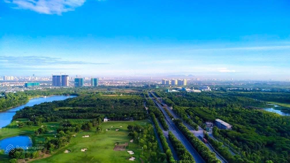 Cần bán căn 2 ngủ 2vs toà sky2 view sân golf giá 4.89 tỷ bao phí  0961 694 ***