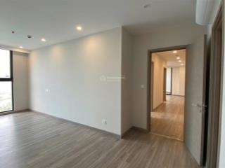 Cần bán căn 3 phòng ngủ sky forest view biệt thự đảo 102m2 sử dụng, giá 7.8 tỷ bao phí