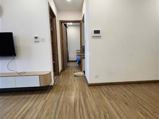 Cần bán căn hộ 2 ngủ 1vs toà sp skyoasis giá 3.85 tỷ bao thuế phí tầng trung đẹp
