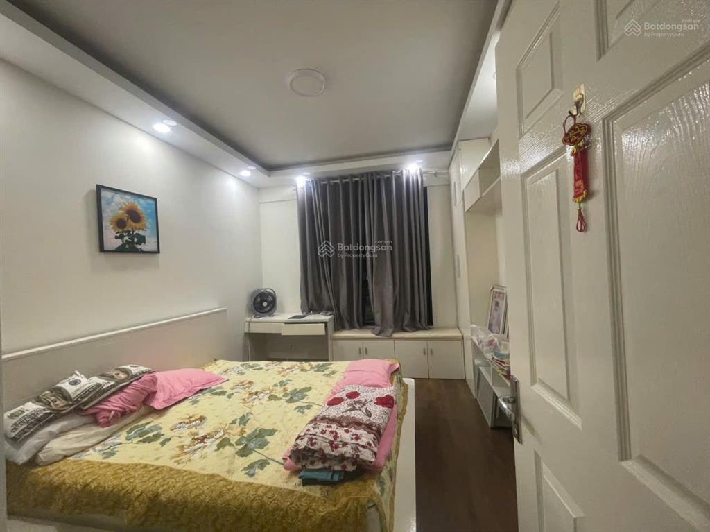 Cần bán căn hộ era town đức khải. 97m2 3pn  2wc, view sông. giá 3.35 tỷ