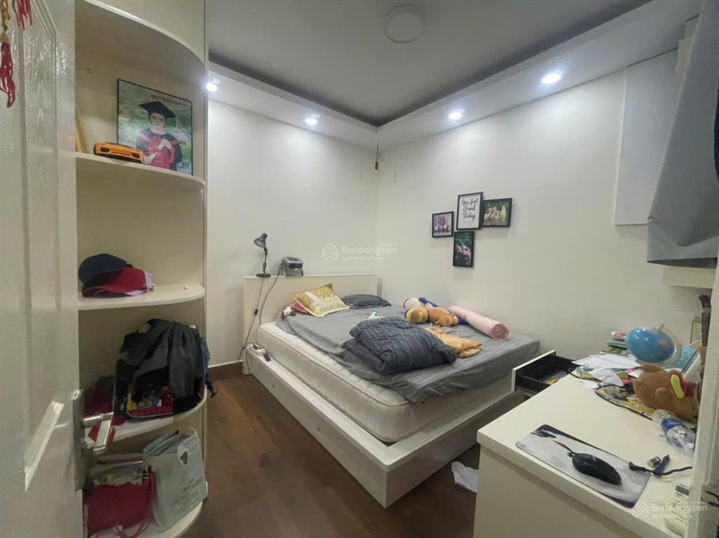 Cần bán căn hộ era town đức khải. 97m2 3pn  2wc, view sông. giá 3.35 tỷ