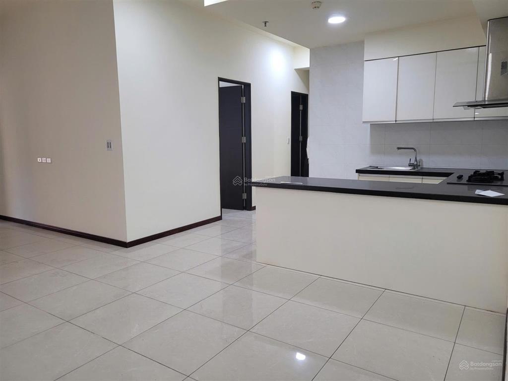 Cần bán căn hộ dockland. 3pn  2wc. giá bán 6,378 tỷ. đã có sổ, hỗ trợ vay ngân hàng