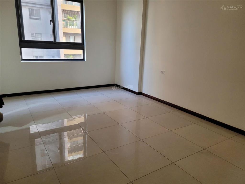 Cần bán căn hộ dockland. 3pn  2wc. giá bán 6,378 tỷ. đã có sổ, hỗ trợ vay ngân hàng