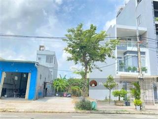 Cặp đất đường 10m5 lê sỹ  gần sông hòa xuân
