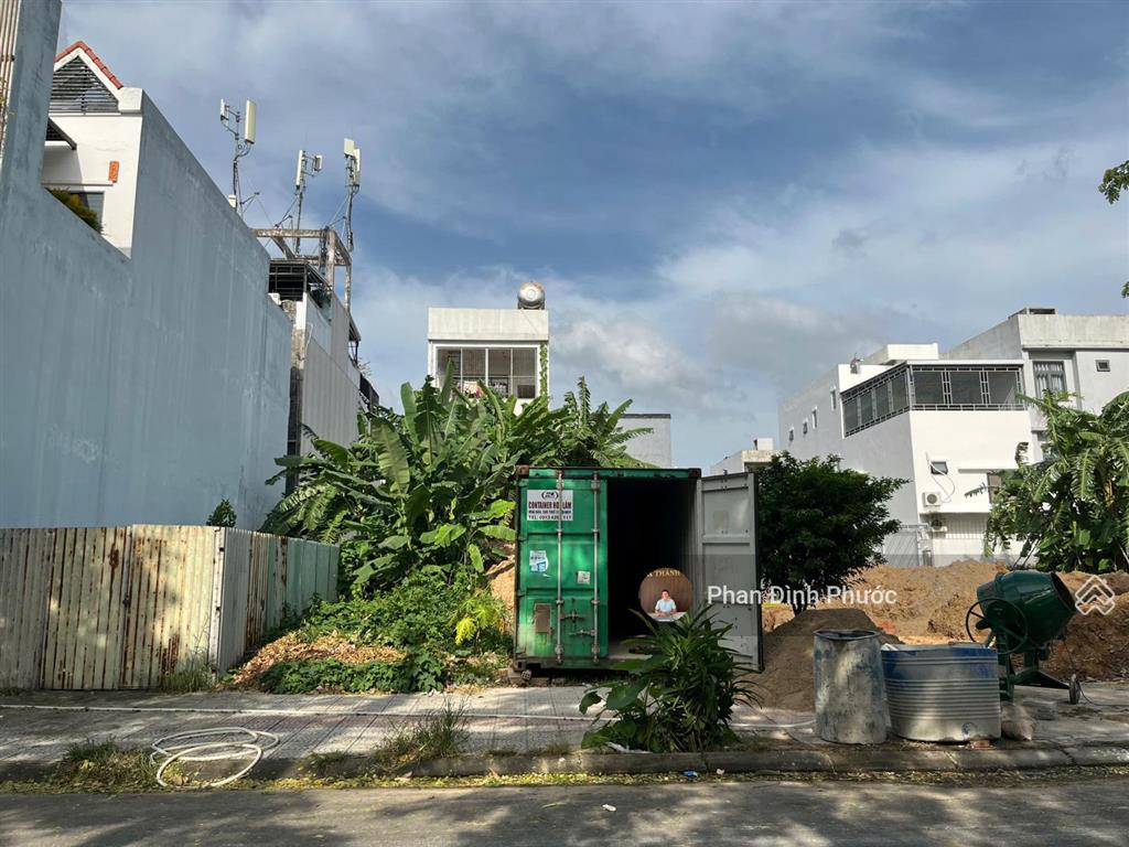 Bán 02 lô liền kề đường ngô huy diễn  khu đảo 1, hòa xuân