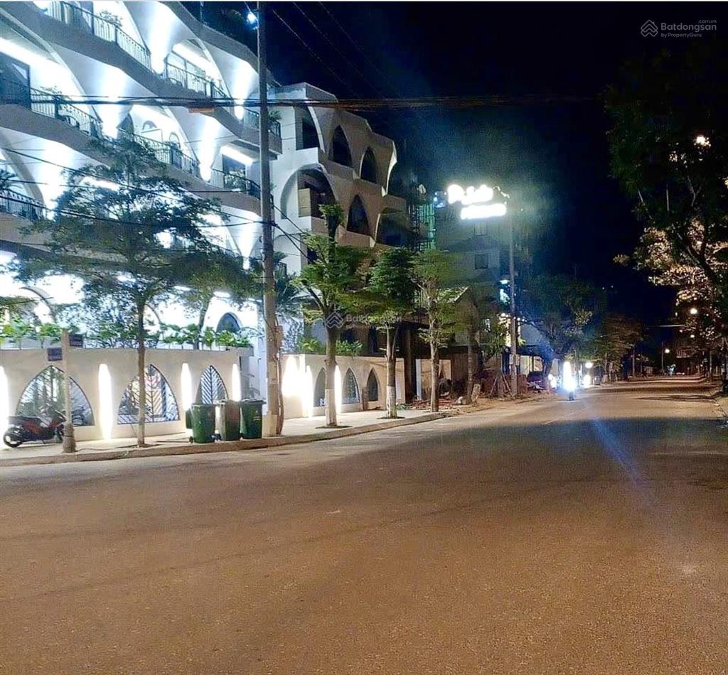 Lô 2 mặt tiền đẹp gần sông bán lô góc đường lý nhật quang, sơn trà, gần sông, dt 6,8x25m