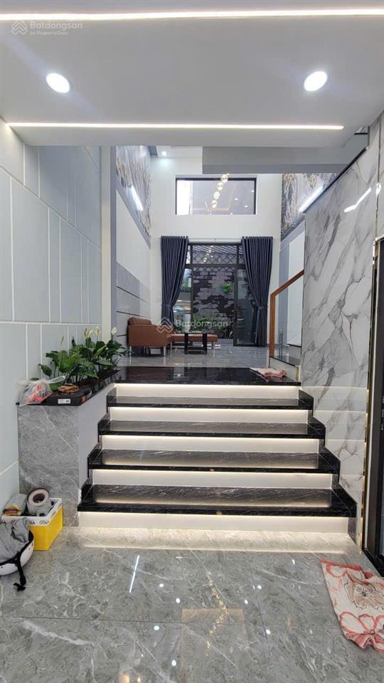 Căn nhà lý tưởng cho gia đình hiện đại  thiết kế sang trọng, tiện nghi, chỉ cần xách vali vào ở