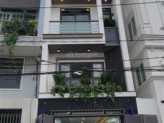 Căn nhà lý tưởng cho gia đình hiện đại  thiết kế sang trọng, tiện nghi, chỉ cần xách vali vào ở