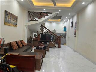 Bán nhà riêng phố trần thái tông ngay chợ xanh 38m2, ô tô, ngõ thông, full đồ