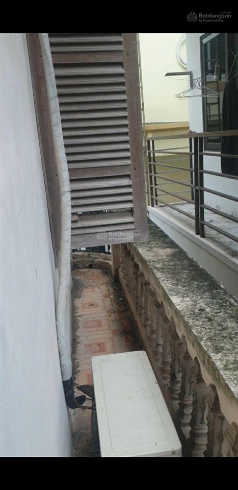 Cho thuê phòng trọ tầng 2 có ban công,giá 2,9tr đủ đồ,ngõ ô tô 221 trung kính yên hòa cầu giấy hn