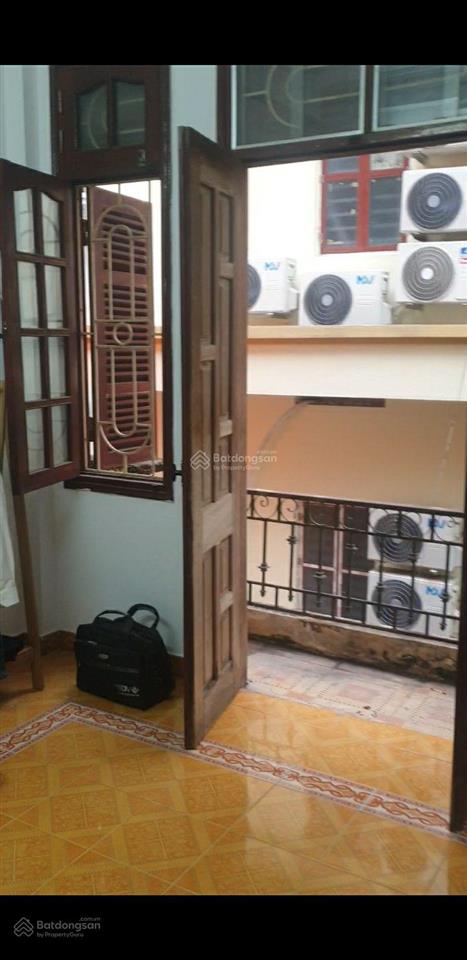 Cho thuê phòng trọ tầng 2 có ban công,giá 2,9tr đủ đồ,ngõ ô tô 221 trung kính yên hòa cầu giấy hn