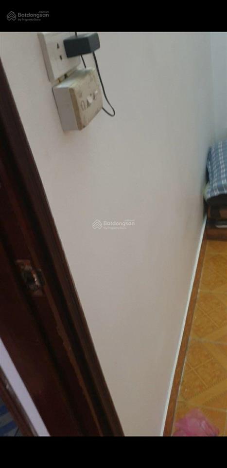 Cho thuê phòng trọ tầng 2 có ban công,giá 2,9tr đủ đồ,ngõ ô tô 221 trung kính yên hòa cầu giấy hn