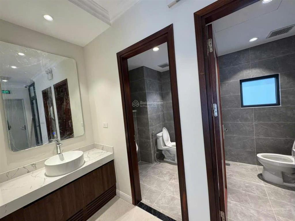 Tòa vp vỉa hè 10m thang máy thuê 80tr/th mặt phố nguỵ như kon tum 72m2 7tầng mt5.2m 65tỷ thanh xuân