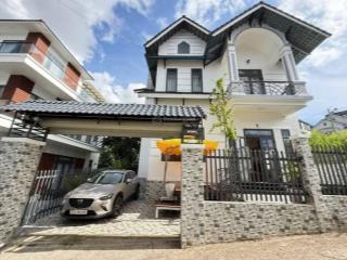Villa nam hồ  phường xuân trường  đà lạt 12 tỷ