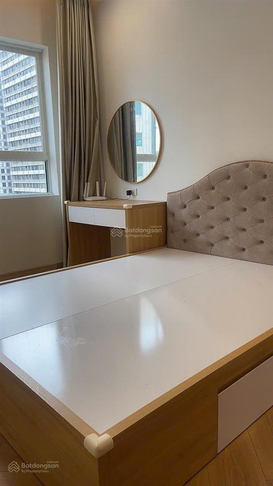 Chính chủ cần bán căn hộ sửa đẹp, căn góc, tại tòa 18 t  khu trung hòa nhân chính