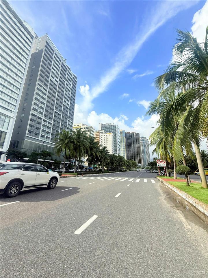Bán lô đất biển diện tích khủng 1647m² góc 2 mặt tiền loseby & võ nghĩa, cách biển mỹ khê 50m