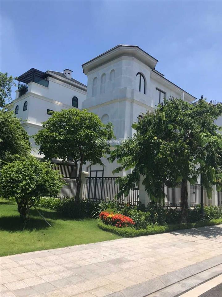 Cần bán biệt thự đơn lập căn góc, view vườn hoa vinhomes green villas  diện tích 252.8m2 giá 7x tỷ