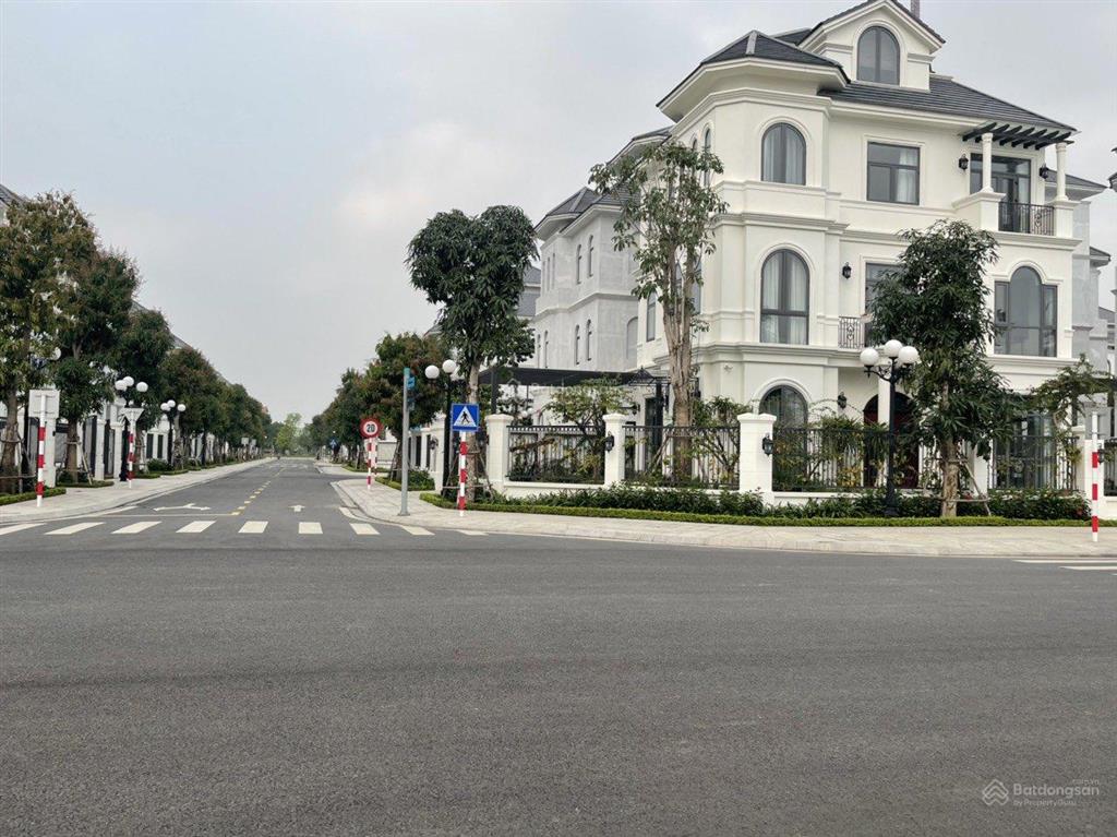 Chỉ với khoảng 60 tỷ  sở hữu ngay biệt thự đơn lập căn góc đẳng cấp tại vinhomes green villas