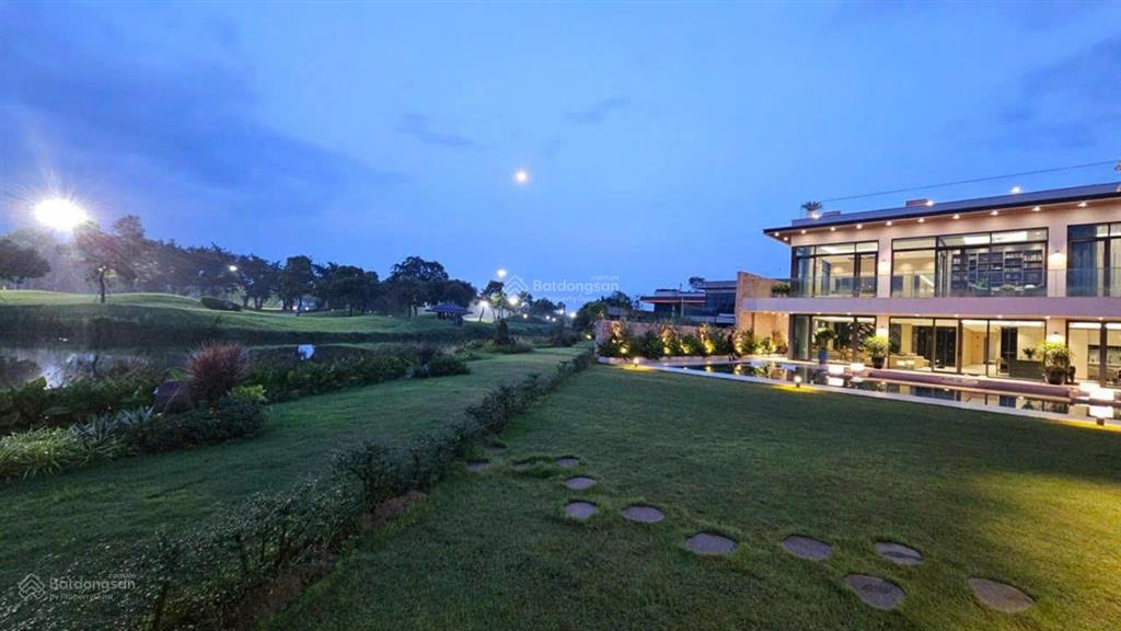 Bán biệt thự sân golf vân trì 1188m2  đông anh khu vực đang được các chủ đầu tư rót hàng tỷ đô