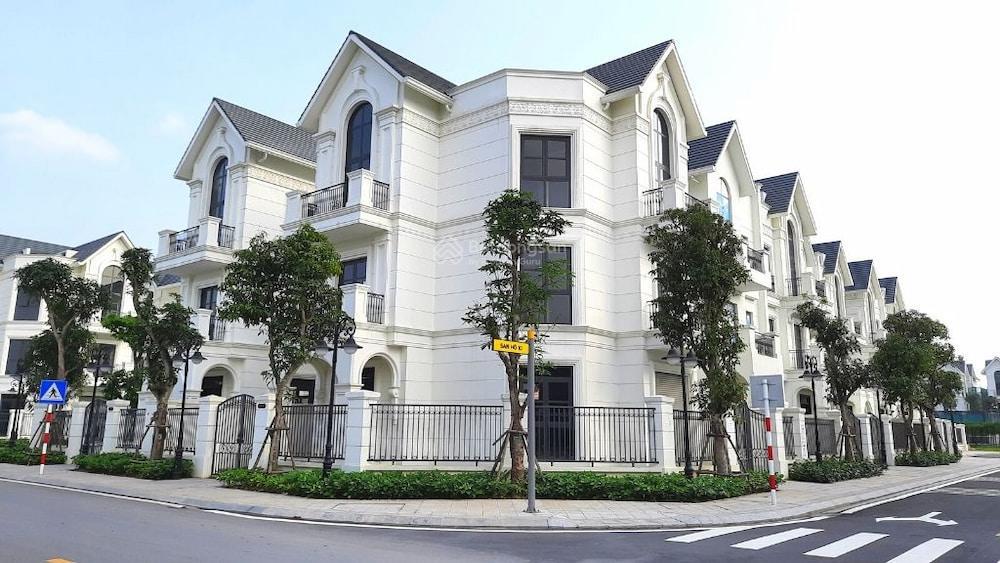 Siêu phẩm căn góc đẹp nhất vinhomes green villas view vườn hoa, diện tích 252m2, giá tốt chính chủ!