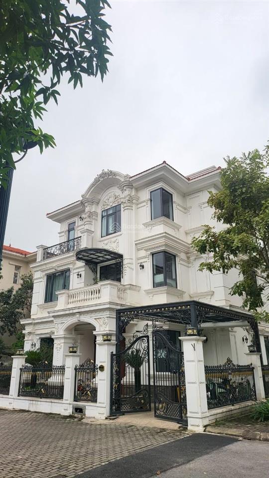 Bán nhanh căn góc 321m2 vinhomes green villas  view công viên gần trường học và khu dịch vụ