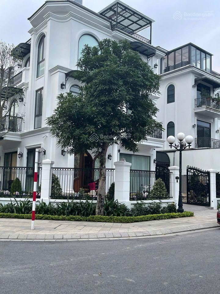 Bán nhanh căn góc 321m2 vinhomes green villas  view công viên gần trường học và khu dịch vụ