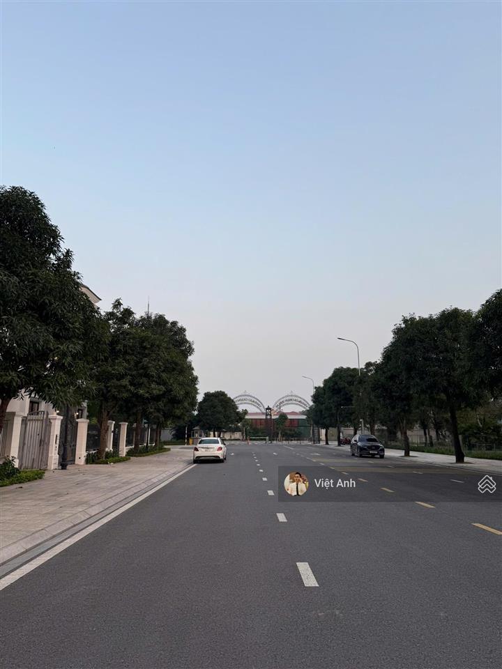 Chủ nhà cuối năm cần thanh khoản căn biệt thự vinhomes green villas 233m2 không gian sống tuyệt vời