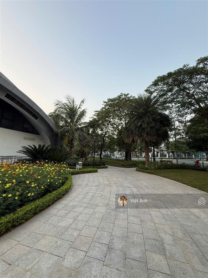 Chủ nhà cuối năm cần thanh khoản căn biệt thự vinhomes green villas 233m2 không gian sống tuyệt vời