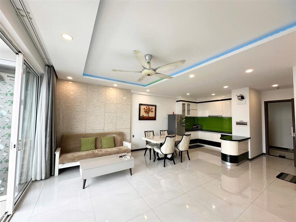 Bán căn orchard parkview 3pn 2wc full nội thất y hình gần sân bay giá 6.9 tỷ nhận nhà ngay