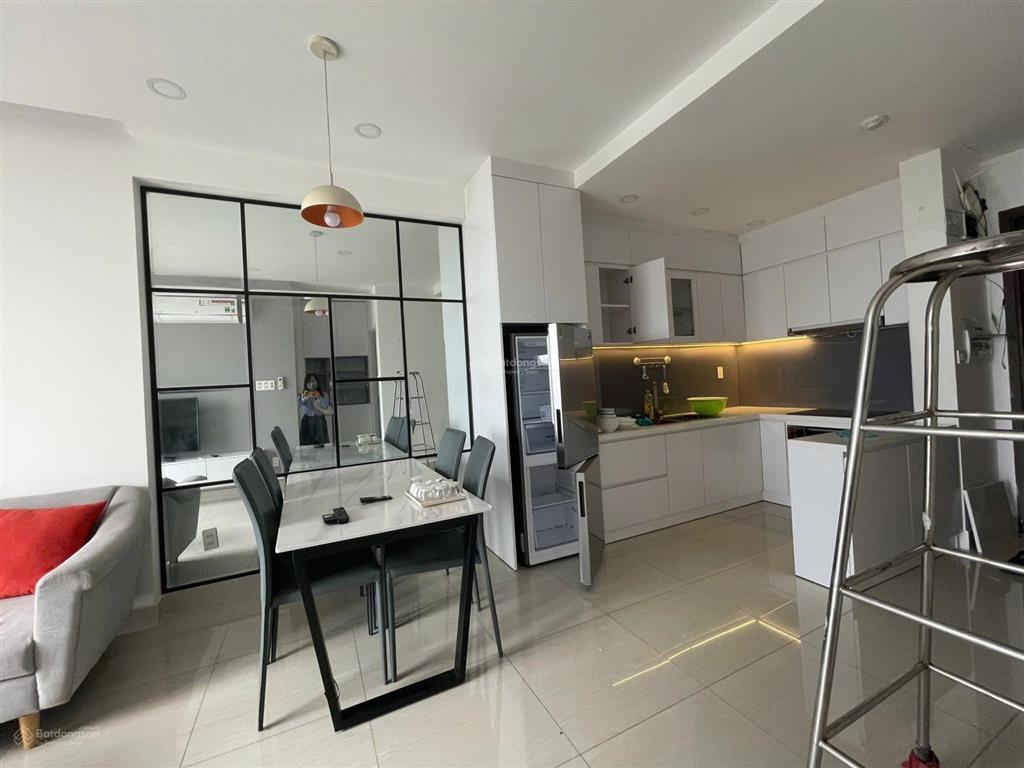 Bán căn orchard parkview 68m2 có hđmb có ban công 2pn 2wc full nội thất sẵn hđ thuê